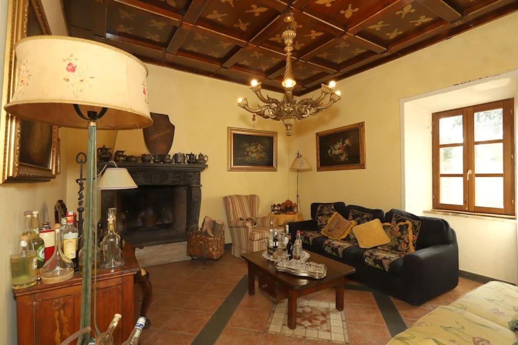 La Residenza Del Cardinale Villa Vaiano  Exteriör bild